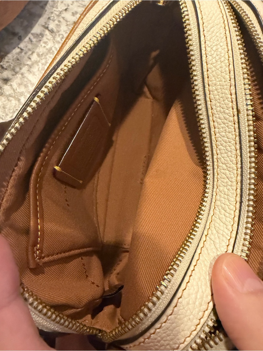 Coach Willow Camera Bag in Colorblock Leather (Chalk/Multi) – Style C0695 - Picture 7 of 15